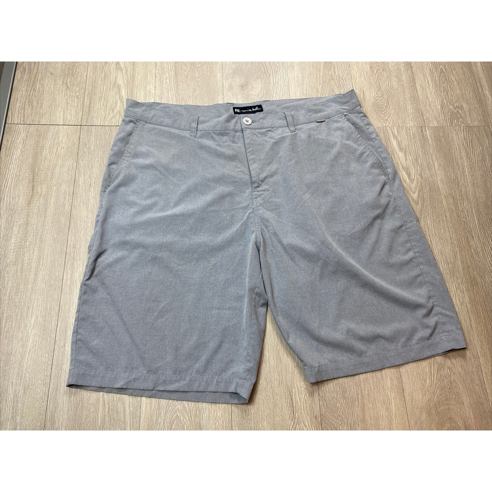 Travis Matthew Mens Golf Shorts size 40 Gray Stretchy Material Active